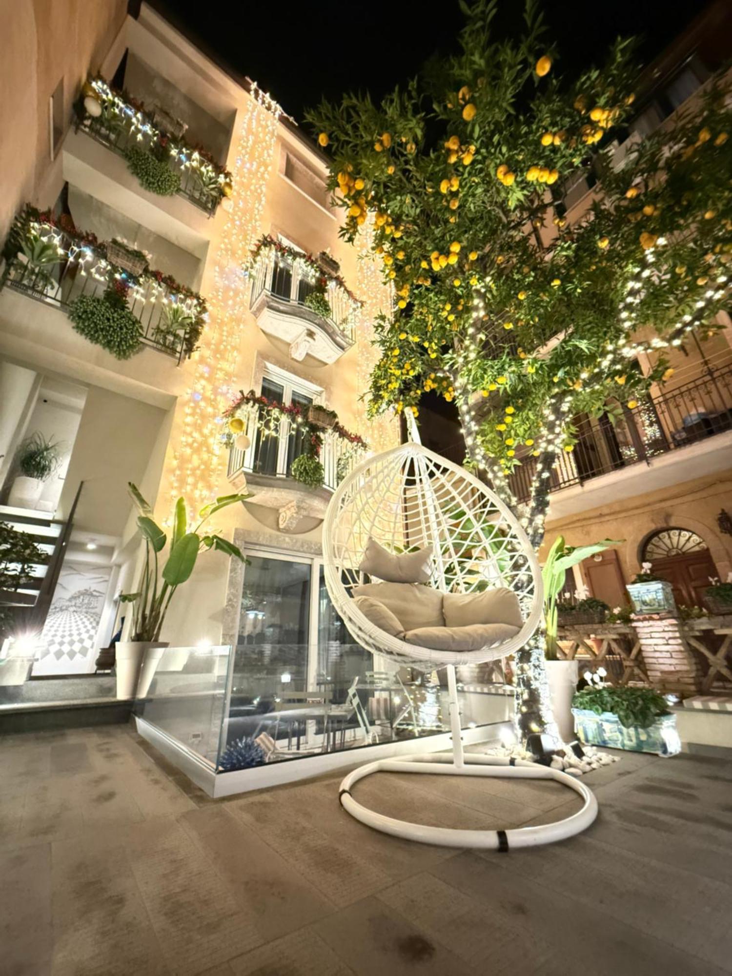 Villa D'Orville Luxury Suites Taormina Exterior photo